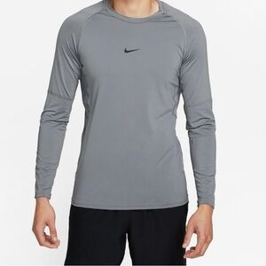 NWT Men’s Nike Pro DRI-FIT Grey Long Sleeve Top, Size Medium